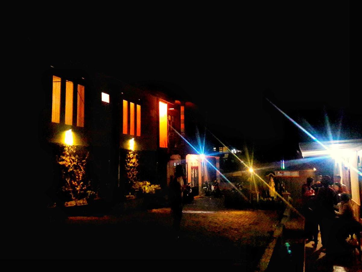 Bromo Otix Guest House Dış mekan fotoğraf